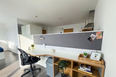 1 bed studio, North Hanover Street, Glasgow, G40PY - Image 5